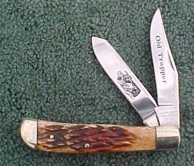 Parker Old Trapper Pocket Knife Bone 1980`s  