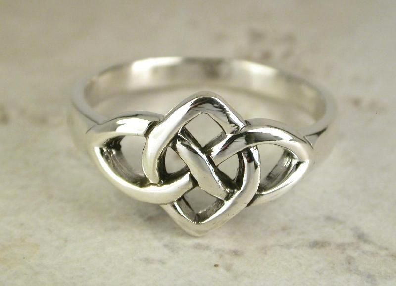 CUTE .925 STERLING SILVER CELTIC KNOT RING size 10  