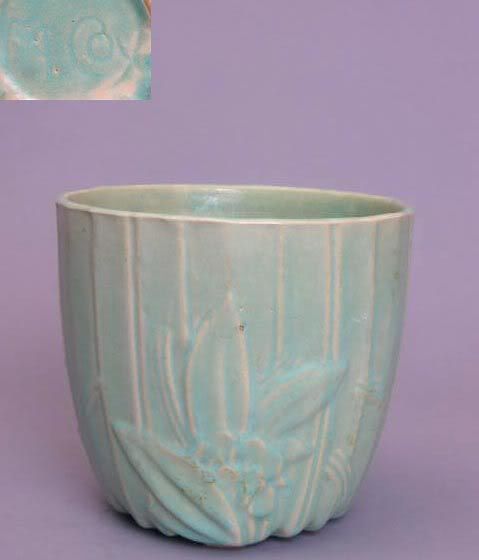 McCoy Pottery Vase Planter Jardiniere Inv. #014  